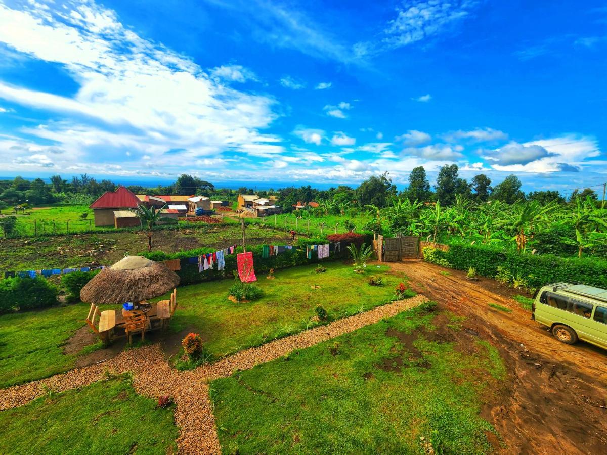 Lights Of Kazinga Orphanage And *