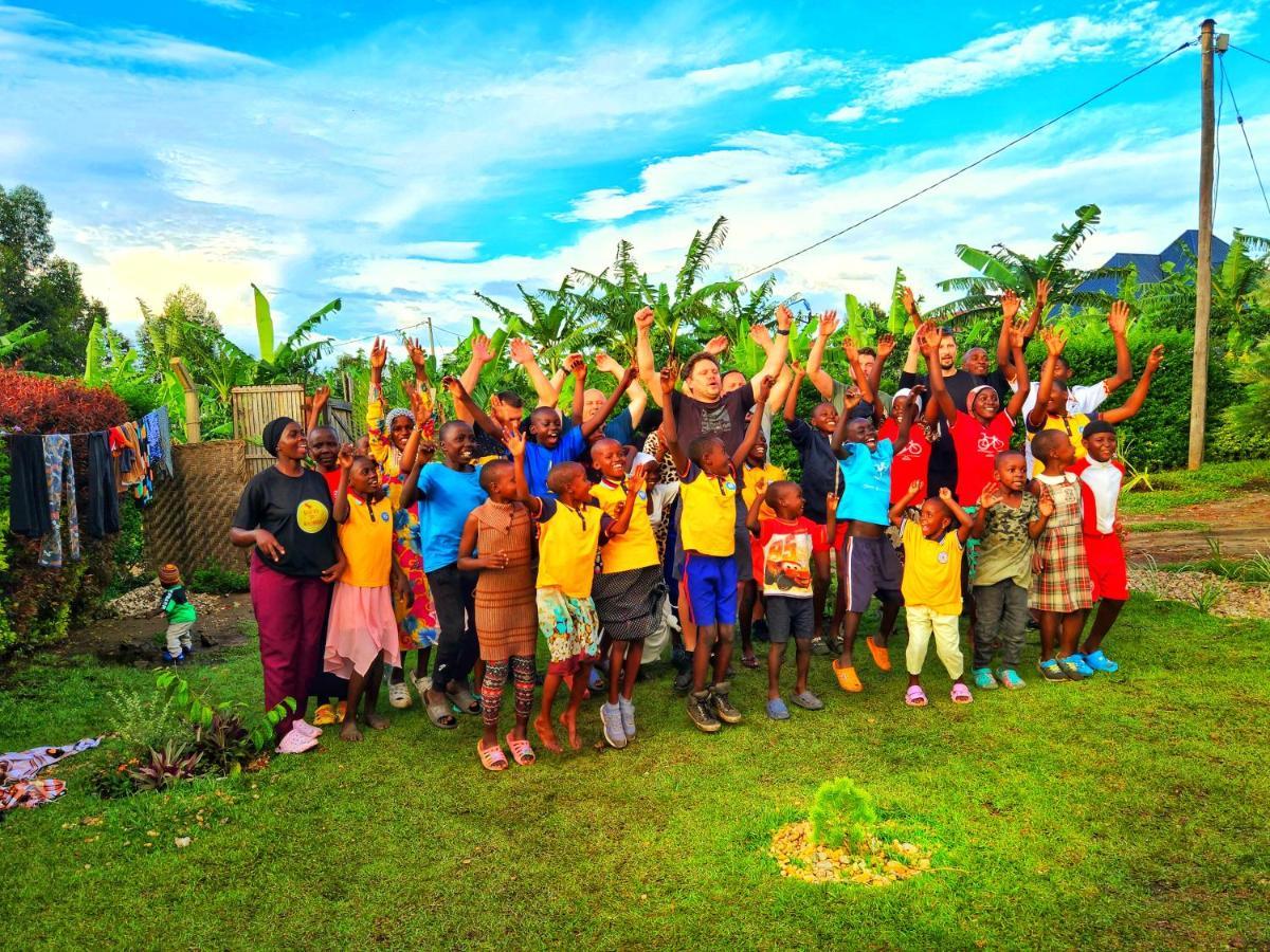 Lights Of Kazinga Orphanage And *